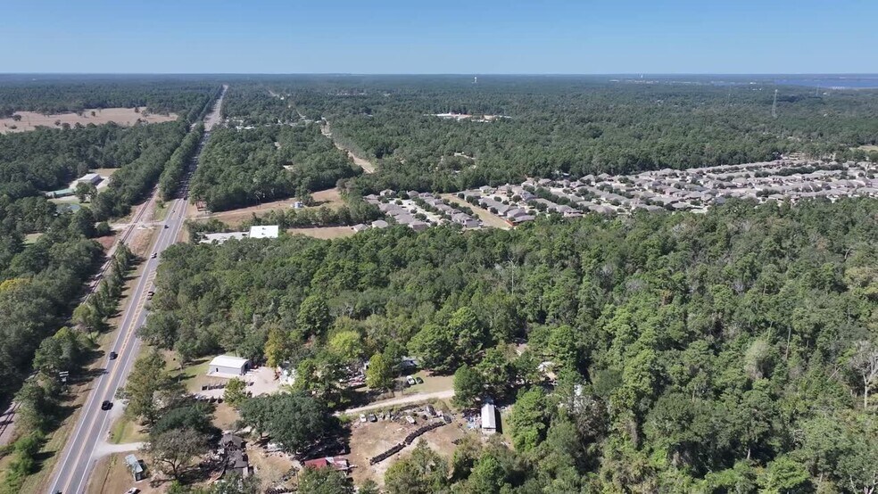 0 FM 2854, Conroe, TX à vendre - Vidéo sur l’inscription commerciale - Image 2 de 14