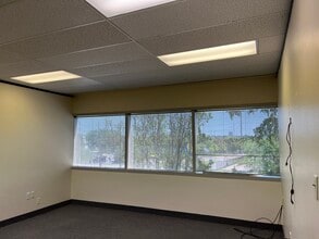 11615 Forest Central Dr, Dallas, TX for lease Interior Photo- Image 1 of 2