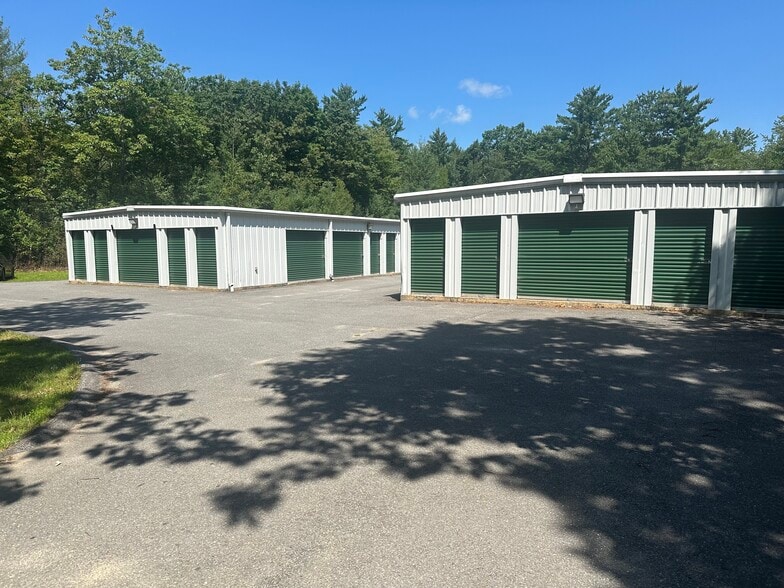 Portfolio of 3 self-storage facilities portfolio of 3 properties for sale on LoopNet.ca - Building Photo - Image 3 of 6