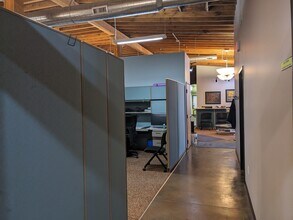 1213 Center St, Lansing, MI à vendre Photo intérieure- Image 2 de 27