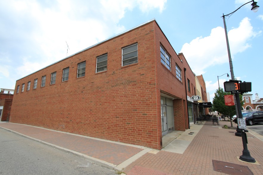 124 Gillespie St, Fayetteville, NC for lease - Building Photo - Image 3 of 26