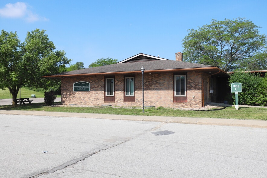 1134 S Linden Rd, Flint, MI for sale - Building Photo - Image 3 of 29