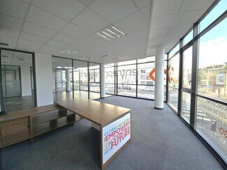 Plus de détails pour 32 Rue Victor Lagrange, Lyon - Bureau à louer