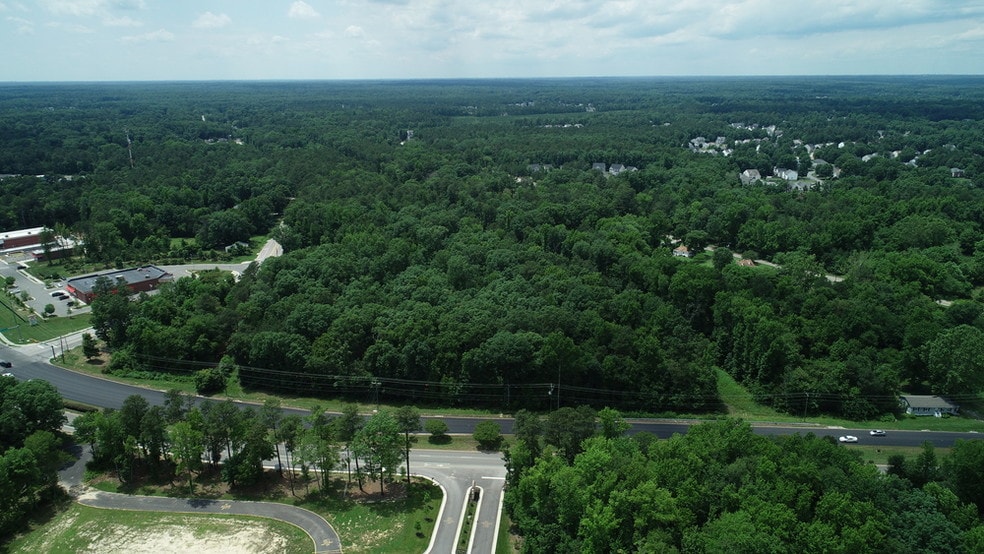 6160 Iron Bridge Rd, North Chesterfield, VA for sale - Building Photo - Image 1 of 1