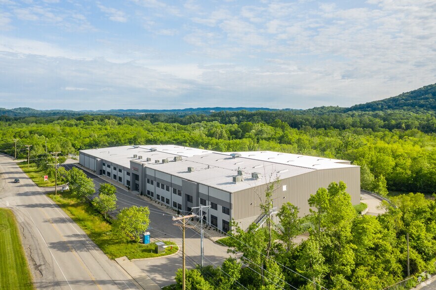 7337 Cockrill Bend Blvd, Nashville, TN à louer - Aérien - Image 2 de 8