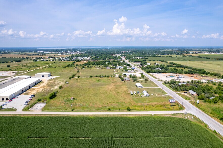 1206 E Jefferson Ave, Whitney, TX à vendre - Aérien - Image 3 de 7