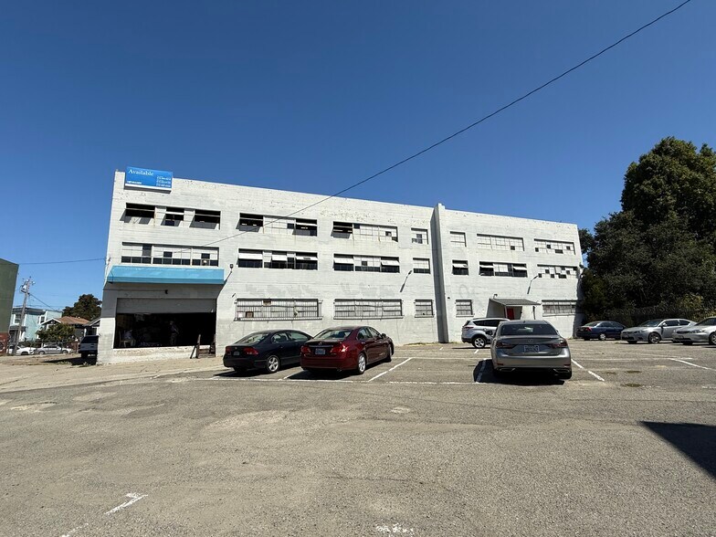 865 Isabella St, Oakland, CA à vendre - Photo du bâtiment - Image 2 de 30