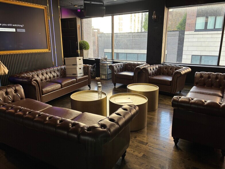 5-9 W Division St, Chicago, IL à vendre - Photo du bâtiment - Image 3 de 5