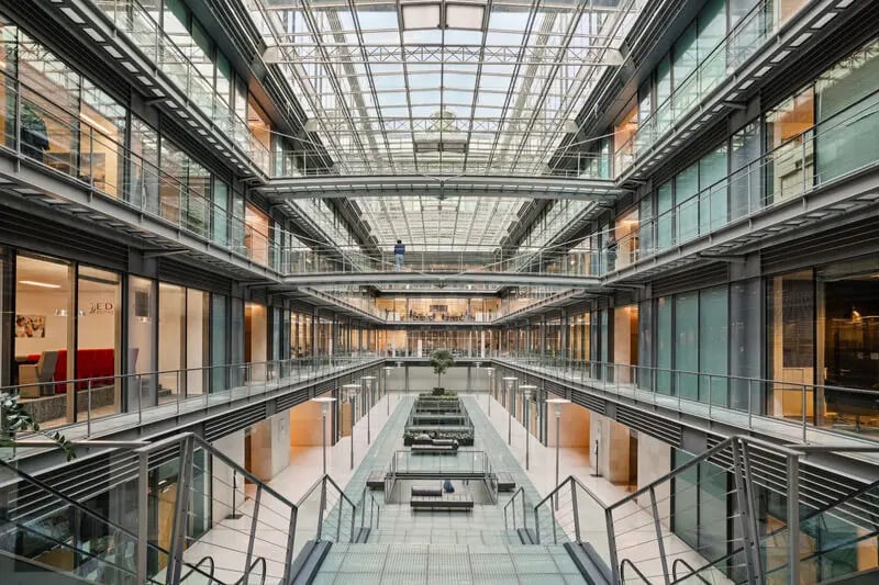 16-18 Rue Du Quatre Septembre, Paris à louer - Photo du bâtiment - Image 3 de 20