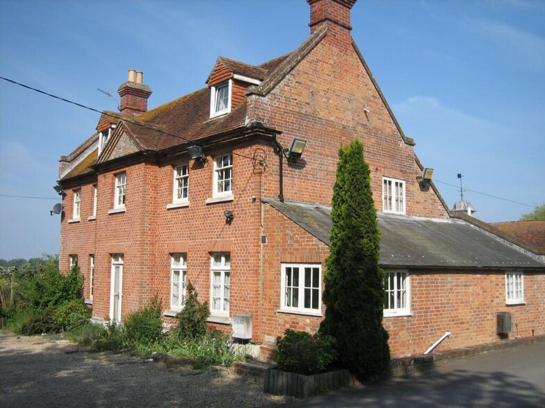 Main Rd, Lymington à vendre - Photo du bâtiment - Image 3 de 8