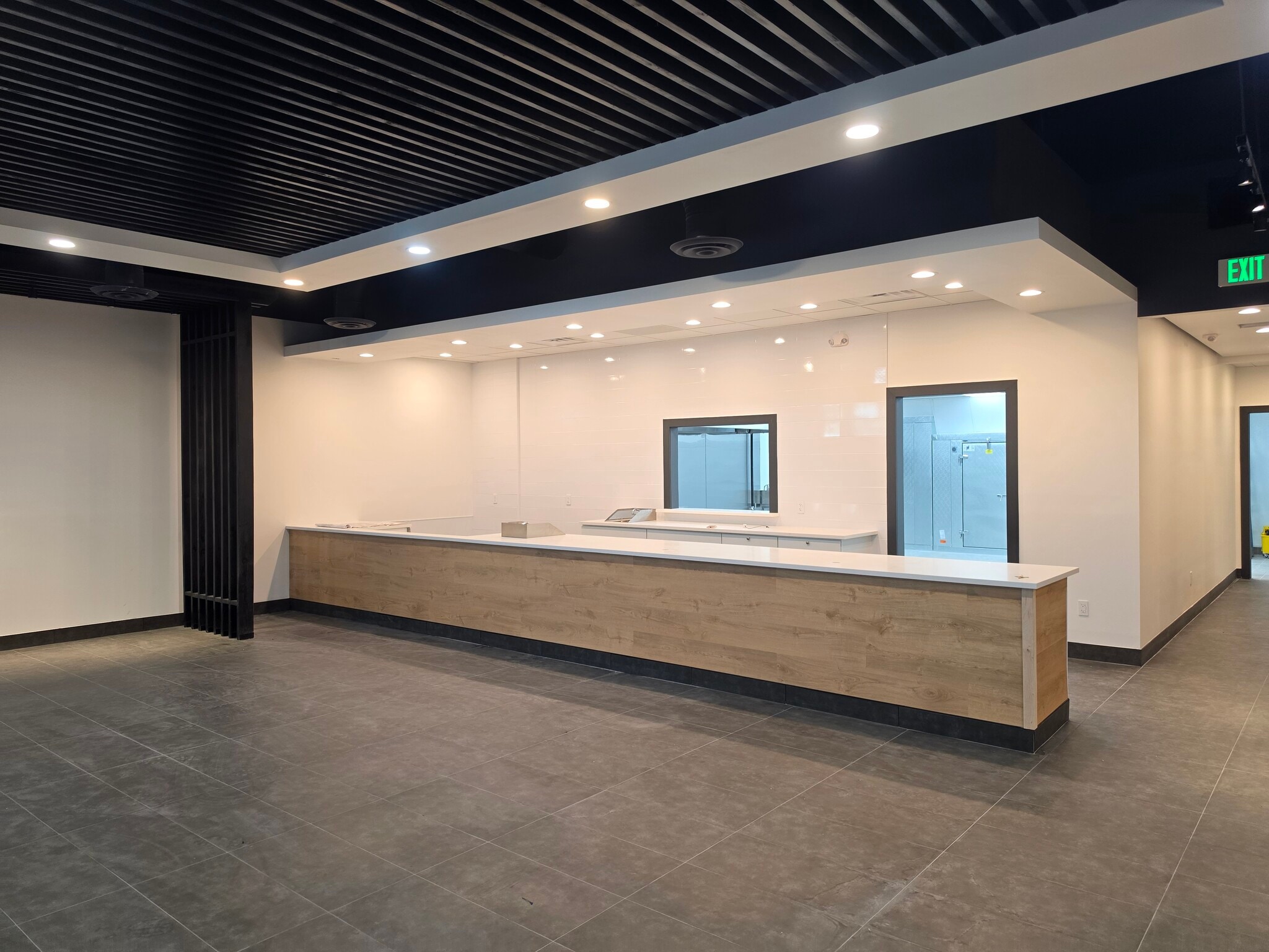 5519-5563 Powers Center Pt, Colorado Springs, CO for lease Interior Photo- Image 1 of 6