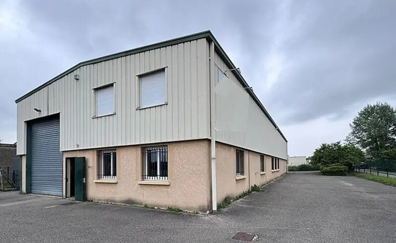 Industrial in Rillieux-la-Pape for sale - Building Photo - Image 1 of 9