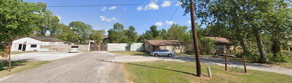 12418 Donna Dr, Houston, TX à vendre - Photo du bâtiment - Image 3 de 4