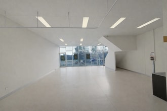 158 Chesterville Road, Cheltenham for lease Interior Photo- Image 2 of 4