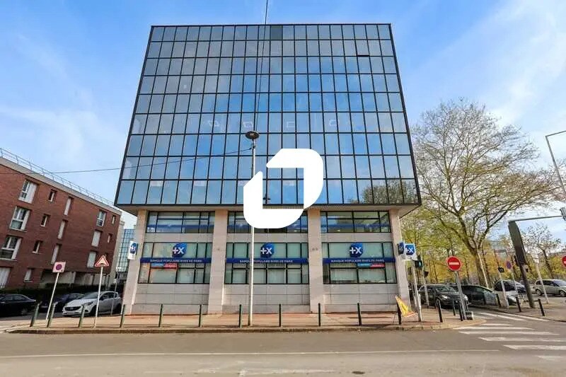 Office in Évry-Courcouronnes for lease - Building Photo - Image 3 of 9