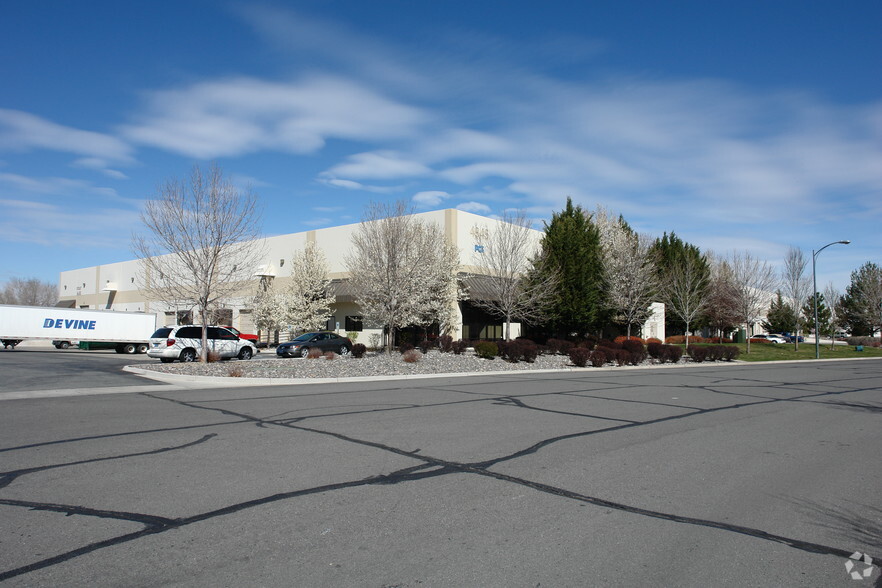 4945 Aircenter Cir, Reno, NV for lease - Building Photo - Image 3 of 6