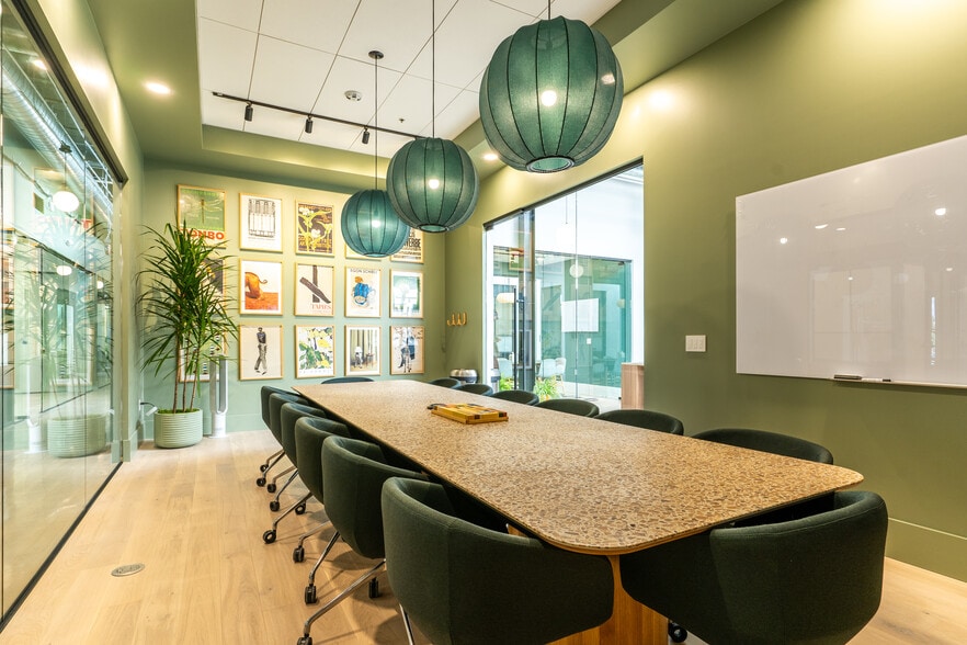 9840-9850 N Central Expy, Dallas, TX for lease - Interior Photo - Image 3 of 21