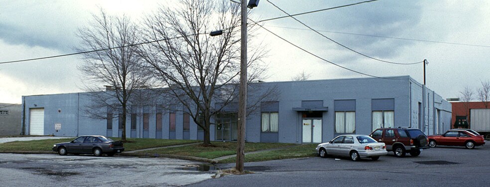 7125-7135 Colonial Ln, Pennsauken, NJ à louer - Photo du bâtiment - Image 2 de 5