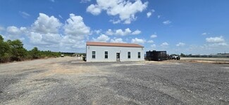 More details for 21360 N Frontage Rd, Iowa, LA - Office for Lease