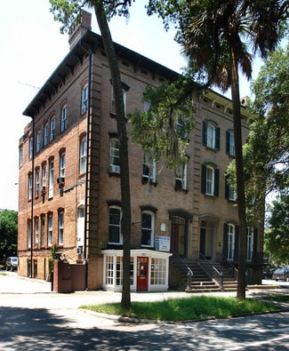Plus de détails pour 107 W Liberty St, Savannah, GA - Commerce de détail à louer