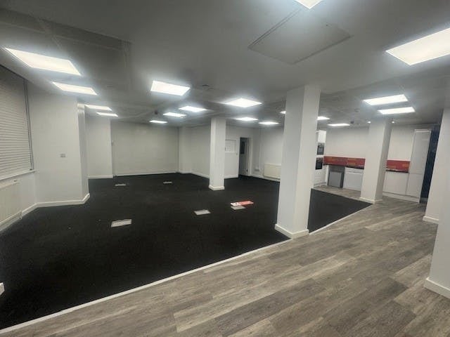 99-99A Kentish Town Rd, London for lease - Building Photo - Image 2 of 6