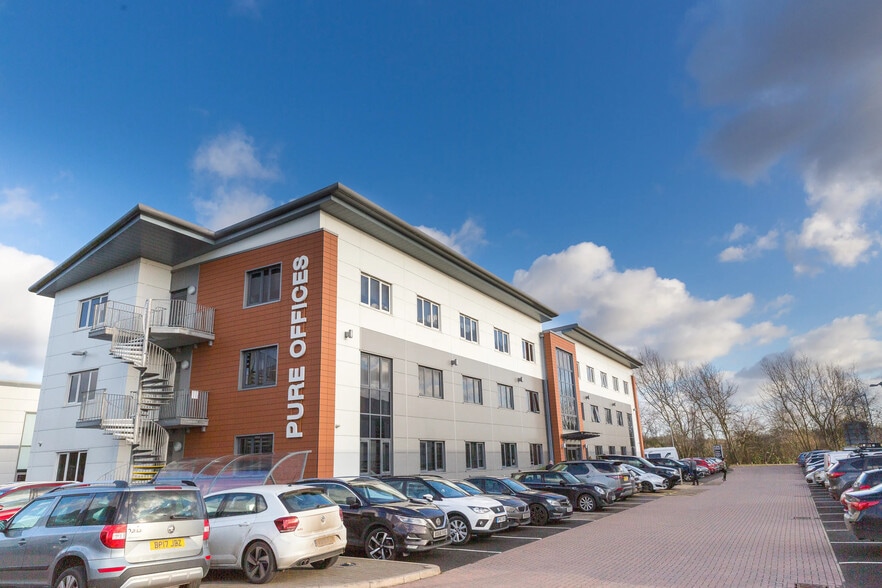 Wilton Dr, Warwick for lease - Building Photo - Image 3 of 10