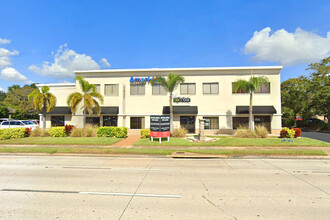 3831 Tyrone Blvd N, Saint Petersburg, FL for lease Building Photo- Image 1 of 2