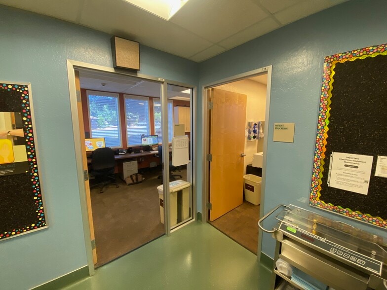 3024 Willow Pass Rd, Concord, CA for sale - Building Photo - Image 3 of 12