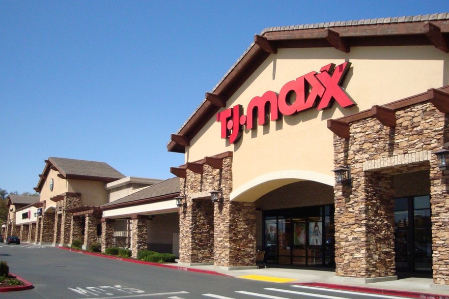 3955-3979 Missouri Flat Rd, Placerville, CA for lease - Building Photo - Image 2 of 7