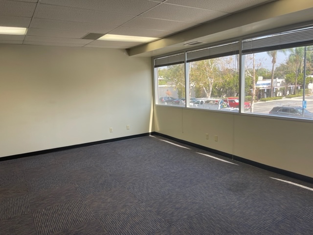 1543 W Garvey Ave N, West Covina, CA for lease - Interior Photo - Image 3 of 13