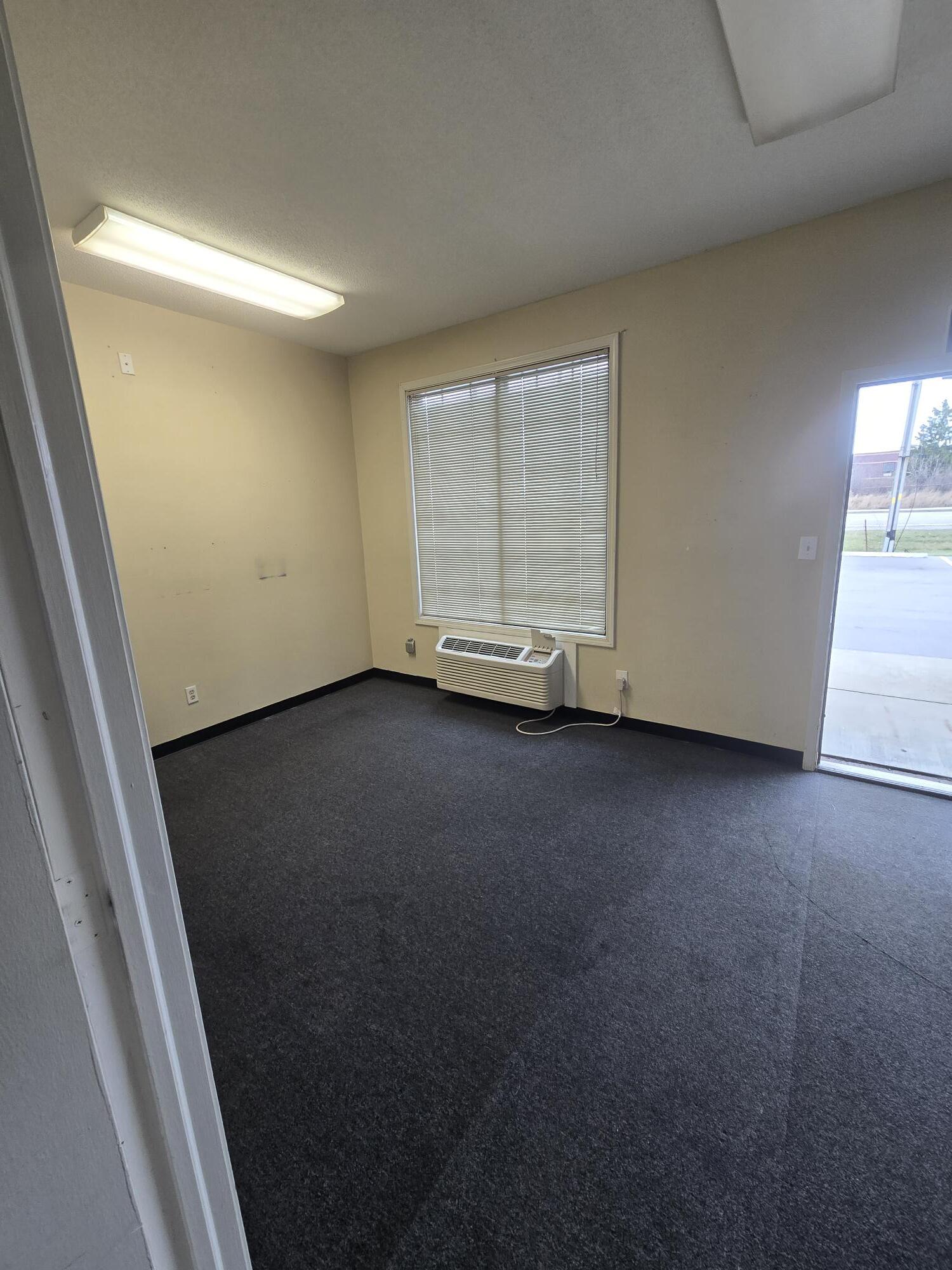 7009 E 56th St, Indianapolis, IN for lease Interior Photo- Image 1 of 8