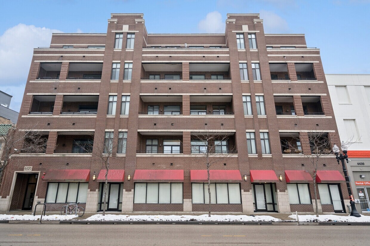 4420-4428 N Clark St, Chicago, IL for sale Building Photo- Image 1 of 9