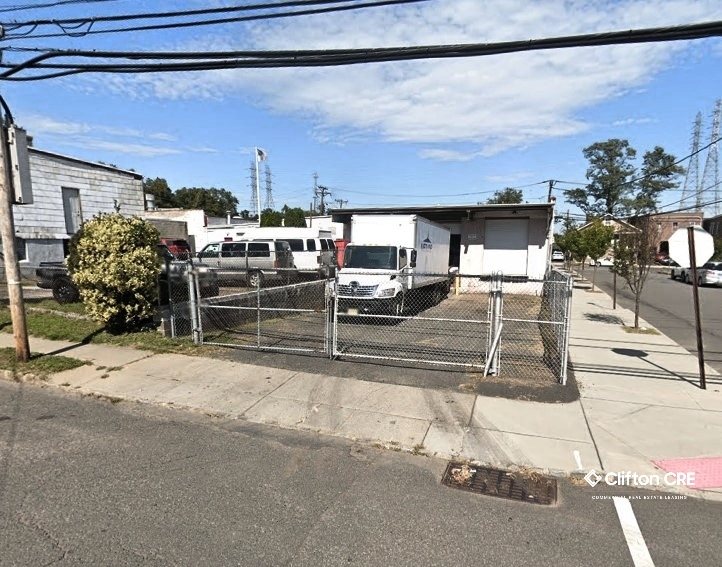 83 Roosevelt Ave, Belleville, NJ for sale - Building Photo - Image 1 of 1