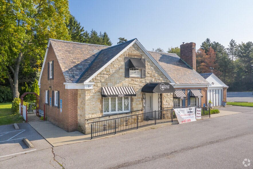 35800 Detroit Rd, Avon, OH à vendre - Photo du bâtiment - Image 2 de 6