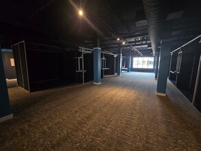 4707 50 St, Red Deer, AB for lease Interior Photo- Image 1 of 13