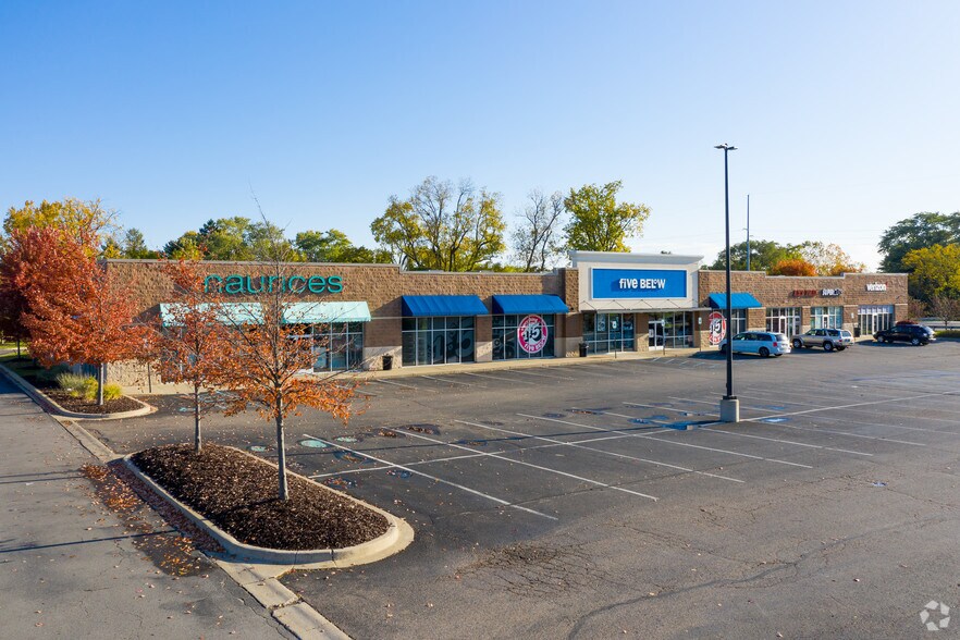 2101-2161 Mall Rd, Monroe, MI à louer - Photo du bâtiment - Image 2 de 13