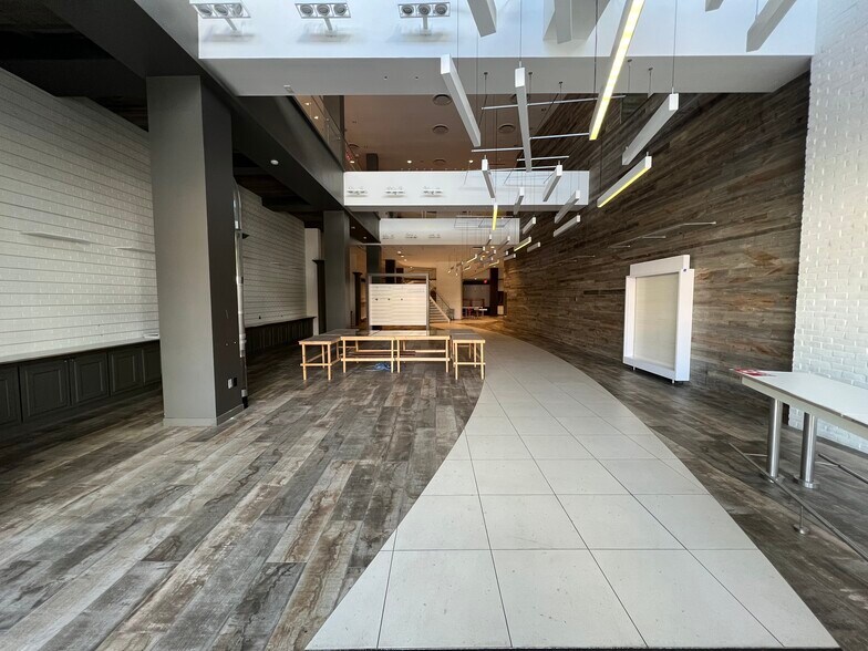 1322 3rd Street Promenade, Santa Monica, CA for lease - Interior Photo - Image 3 of 7