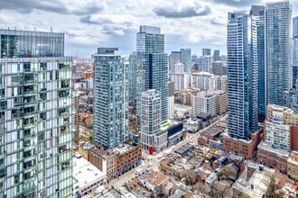 599 Yonge St, Toronto, ON - Aerial  map view