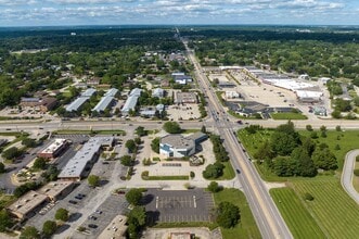 4425 Harrison Ave, Rockford, IL for lease Interior Photo- Image 2 of 3