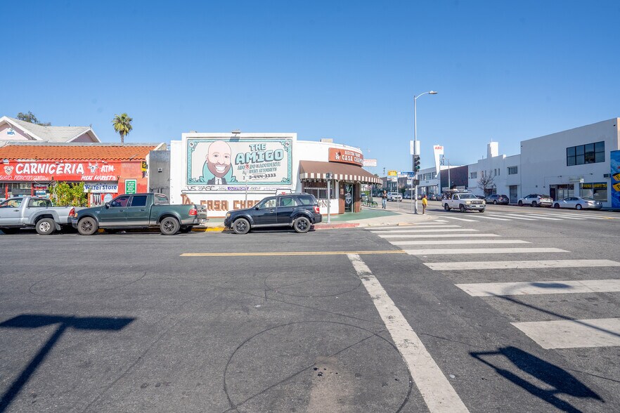 501 N Western Ave, Los Angeles, CA for sale - Building Photo - Image 2 of 7