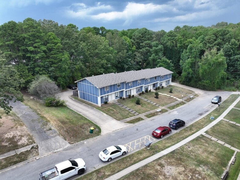 1800 Labette Manor Dr, Little Rock, AR for sale - Primary Photo - Image 1 of 33