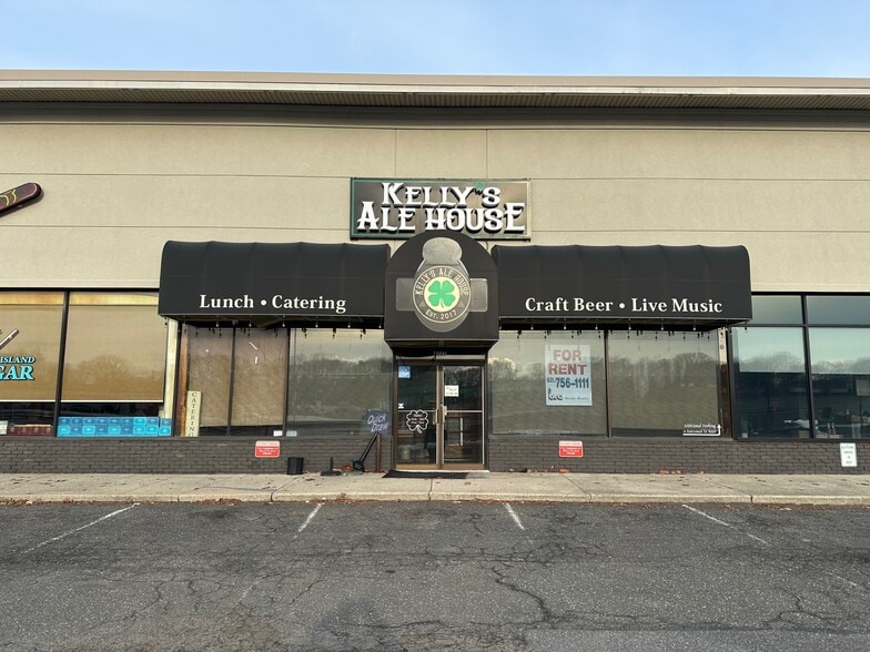 4773 Sunrise Hwy, Bohemia, NY à louer - Photo du bâtiment - Image 2 de 6