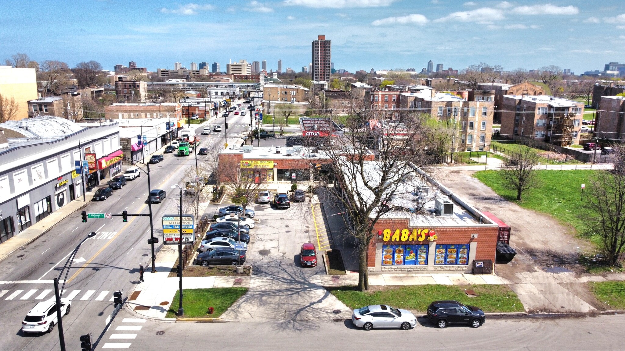 101-115 E 51st St Chicago, IL 60615 portefeuille de 2 propriétés à vendre sur LoopNet.ca Photo principale- Image 1 de 9