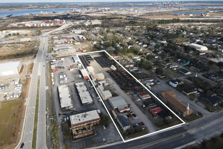 2580 MEETING STREET, Charleston, SC for lease - Building Photo - Image 1 of 1