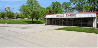 Plus de détails pour 1829 NW 86th St, Clive, IA - Commerce de détail à vendre