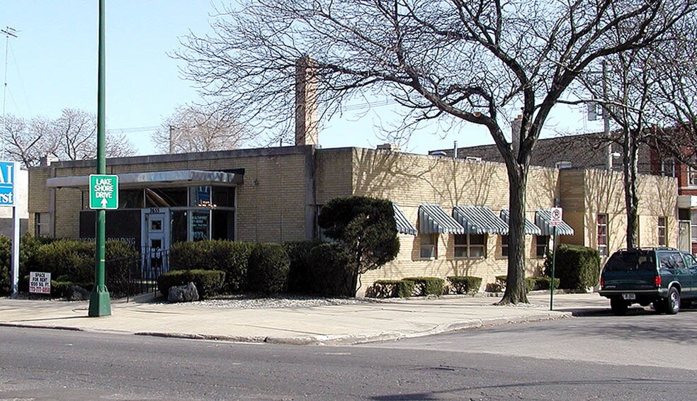 2655 W Peterson Ave, Chicago, IL for lease - Primary Photo - Image 1 of 8