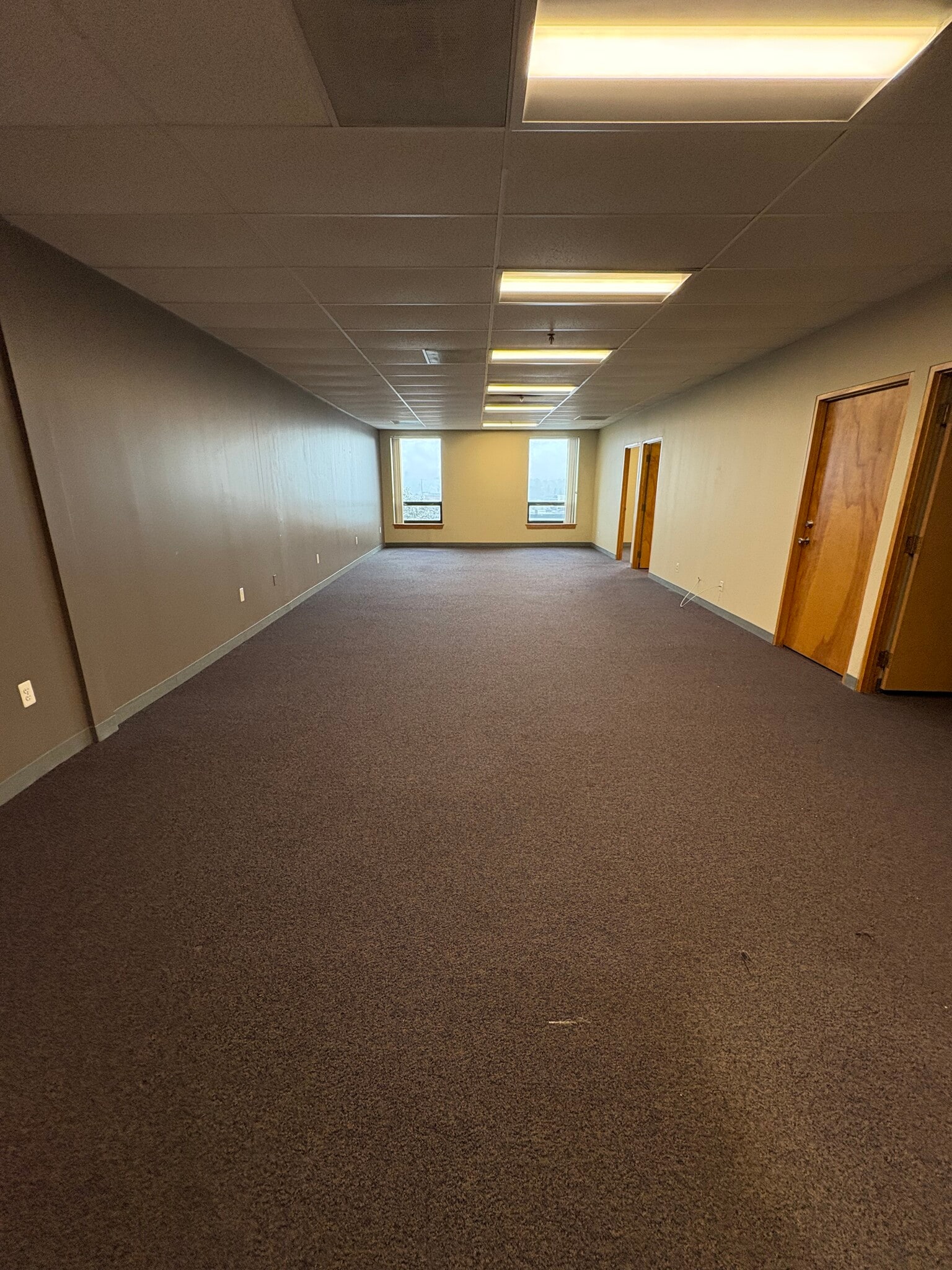 240 Bear Hill Rd, Waltham, MA for lease Building Photo- Image 1 of 2