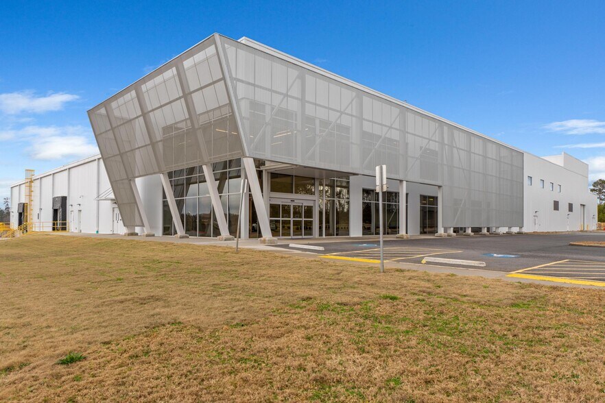 100 Mkda Way, Griffin, GA à vendre - Photo du bâtiment - Image 3 de 17