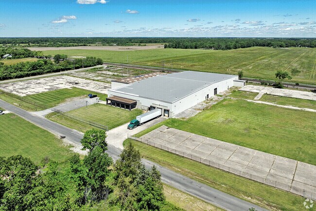 More details for 823 Aaron Pky, Centralia, IL - Industrial for Lease