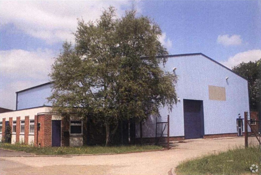 Regal Way, Faringdon à vendre - Photo du bâtiment - Image 2 de 2